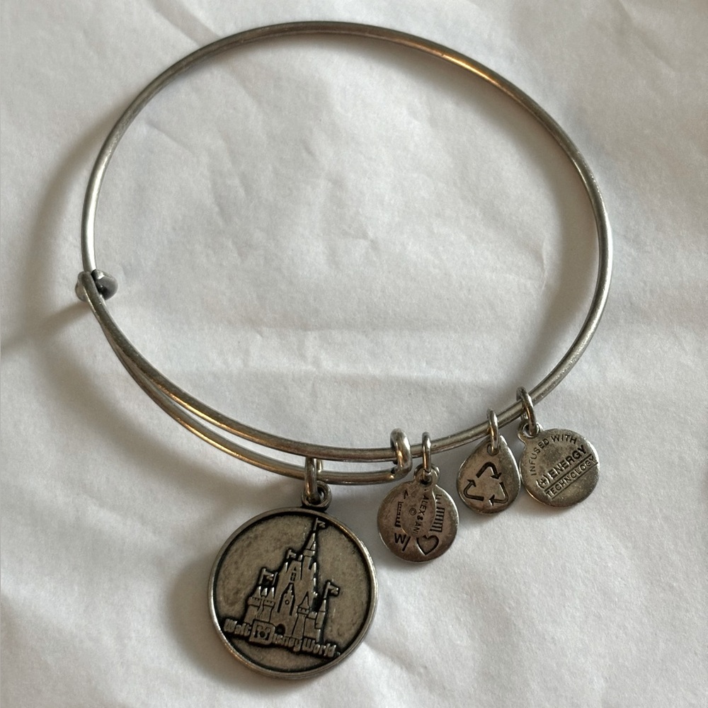 Alex and Ani | Cinderella’s Castle Bangle | silver
